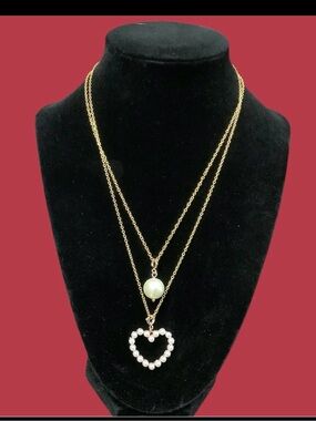 Elegant Gold and Pearl Layered Heart & Pearl Drop Necklace. NWT